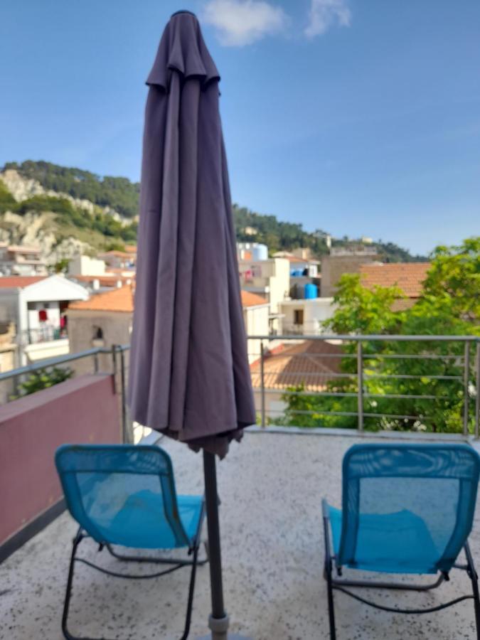 Bright Top Floor Apartment! Zakintos Zewnętrze zdjęcie