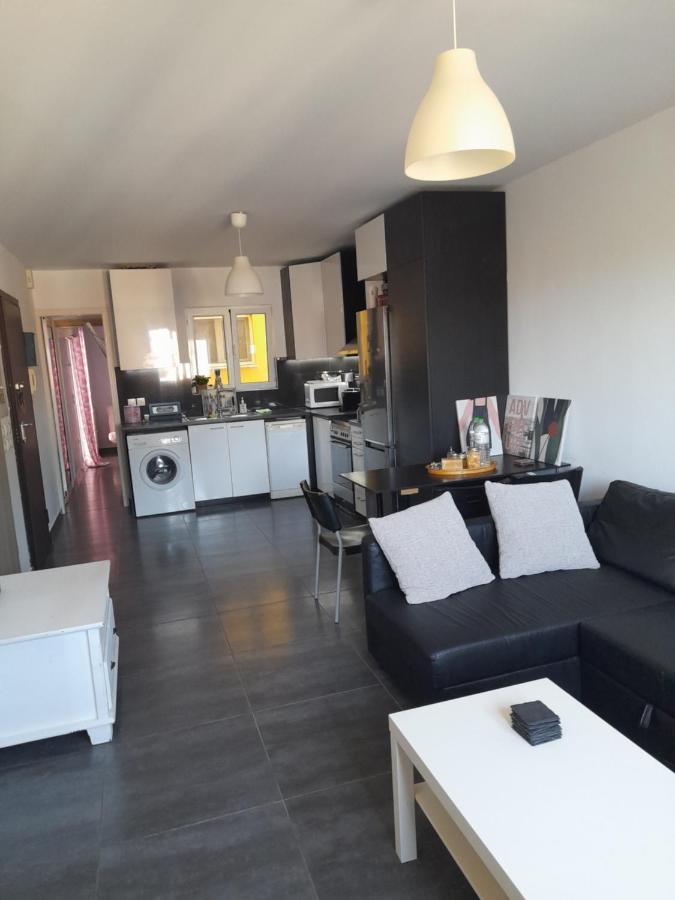 Bright Top Floor Apartment! Zakintos Zewnętrze zdjęcie