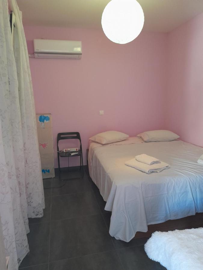 Bright Top Floor Apartment! Zakintos Zewnętrze zdjęcie
